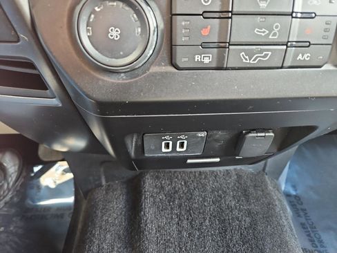 Used 2018 Ford F150 XLT w/ Equipment Group 302A Luxury image 28