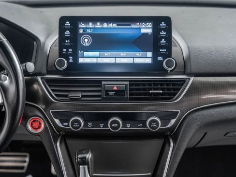 Used 2018 Honda Accord Sport image 20