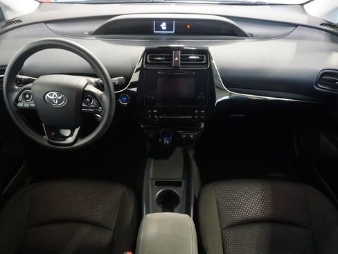 Certified 2019 Toyota Prius LE FWD image 23