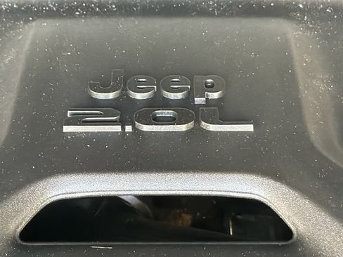 Used 2024 Jeep Wrangler Sahara image 23