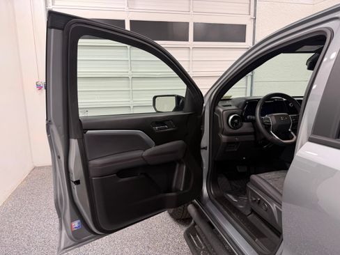 Used 2026 Chevrolet Colorado Z71 AWD/4WD image 20