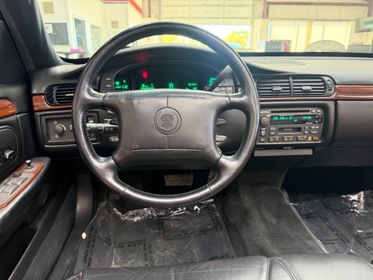 Used 1998 Cadillac De Ville FWD image 21