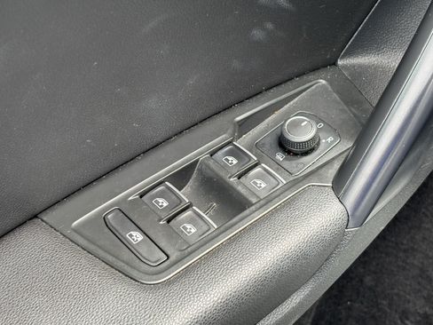 Used 2021 Volkswagen Tiguan SE R-Line AWD/4WD image 15