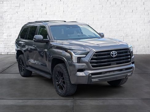 Used 2024 Toyota Sequoia SR5 w/ SR5 Premium Package AWD/4WD image 1
