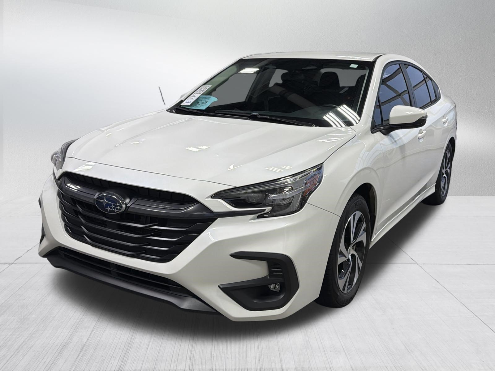 Certified 2025 Subaru Legacy Premium AWD/4WD image 3