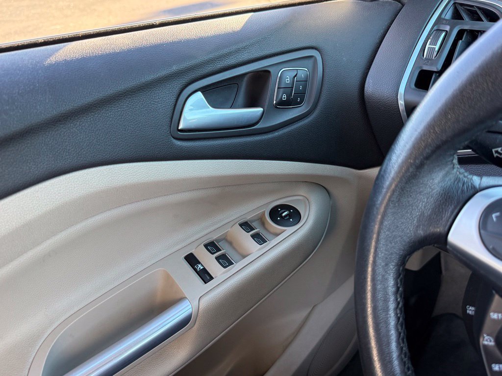 Used 2013 Ford Escape SEL FWD image 20