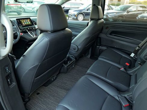 Used 2023 Honda Odyssey EX-L image 26