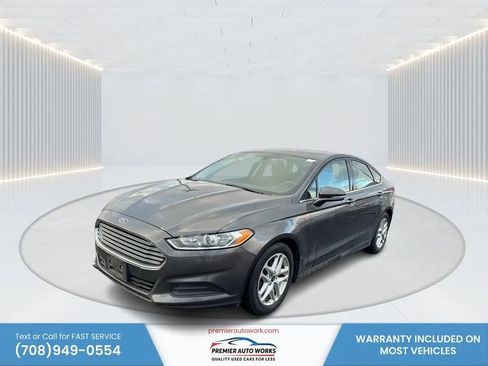 Used 2016 Ford Fusion SE FWD image 1