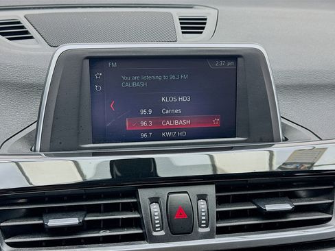 Used 2018 BMW X1 sDrive28i FWD image 11