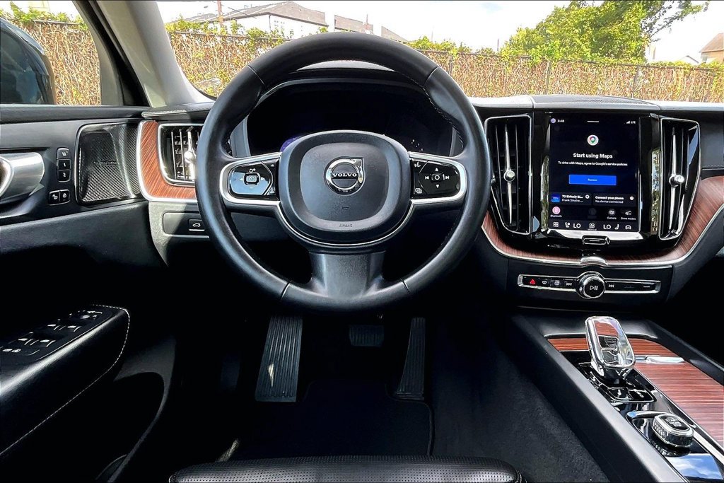 Used 2023 Volvo XC60 B5 Ultimate w/ Climate Package AWD/4WD image 7