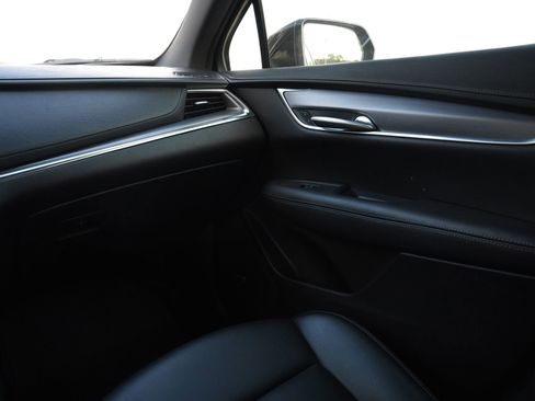 Used 2021 Cadillac XT5 Luxury image 8