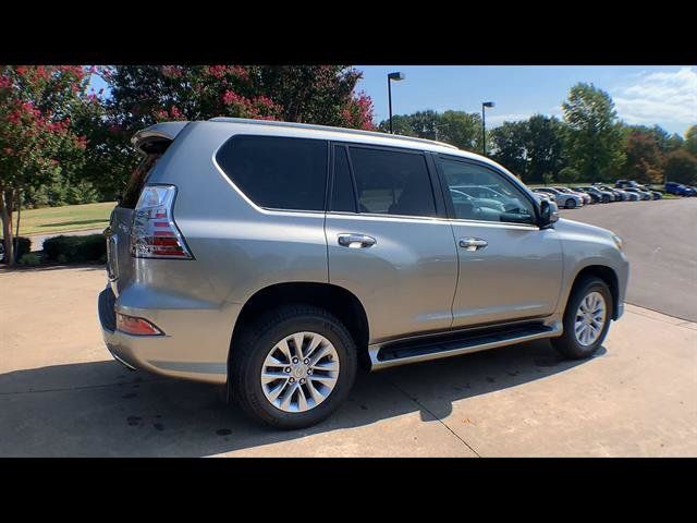 Certified 2023 Lexus GX 460 Premium w/ Premium Plus Package AWD/4WD image 8