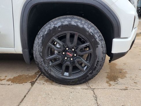 New 2026 GMC Sierra 1500 Elevation image 48