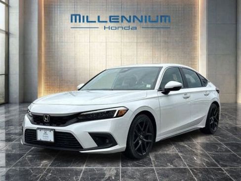 Used 2023 Honda Civic Sport Touring image 1
