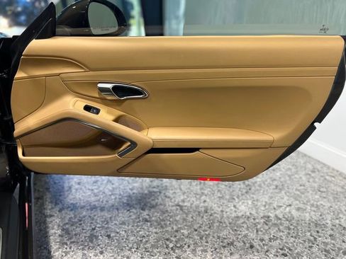 Used 2013 Porsche 911 Carrera 4S image 32