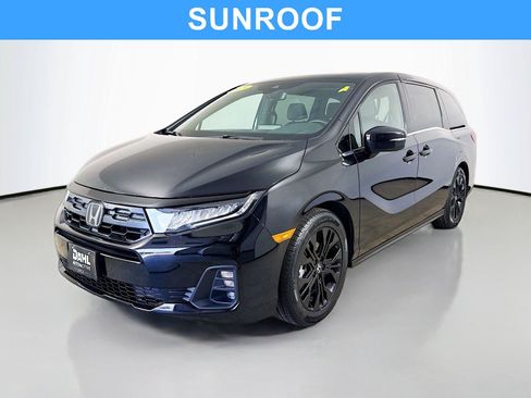 Used 2025 Honda Odyssey Sport-L image 4