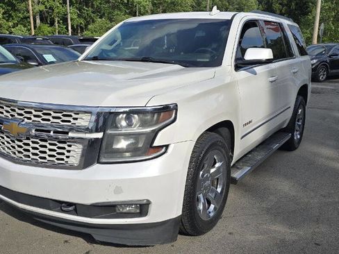 Used 2017 Chevrolet Tahoe LT w/ LT Signature Package RWD image 1