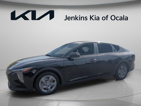 New 2026 Kia K4 LX image 8