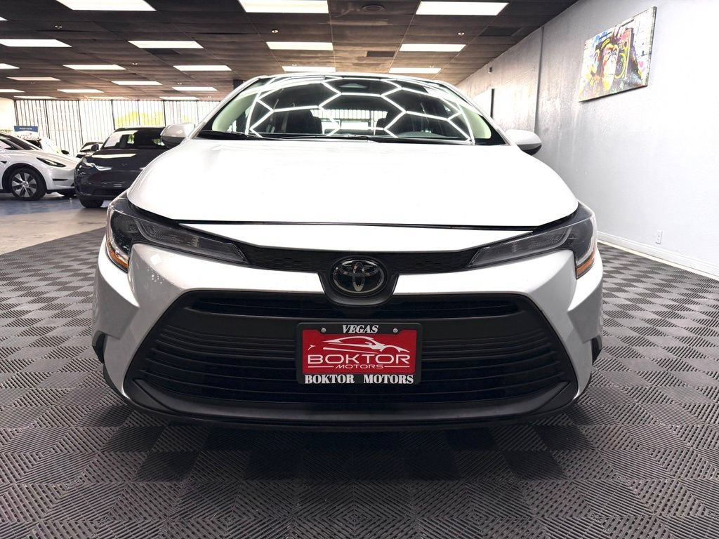 Used 2024 Toyota Corolla LE FWD image 4