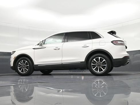 Used 2023 Lincoln Nautilus Reserve FWD image 33