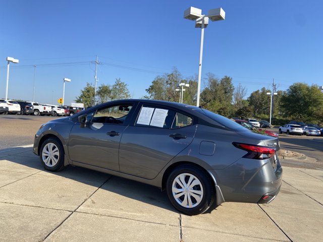 Used 2025 Nissan Versa S w/ Trunk Package FWD image 3