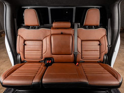 Used 2024 GMC Sierra 3500 Denali Ultimate image 34