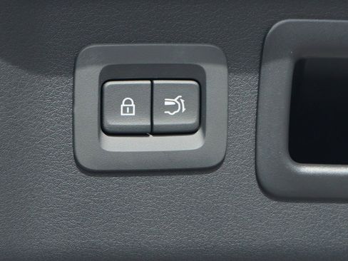 New 2026 MAZDA CX-90 Plug-In Hybrid w/ Preferred image 10