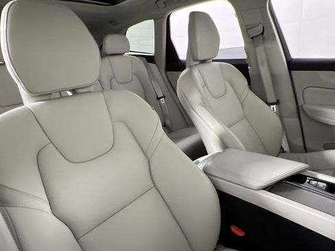 Used 2023 Volvo XC60 B5 Plus w/ Climate Package image 26