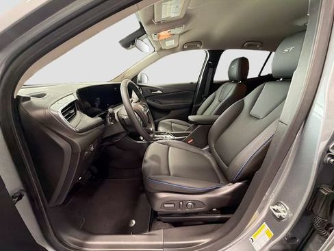 New 2026 Buick Encore GX Sport Touring w/ Advanced Technology Package FWD image 18