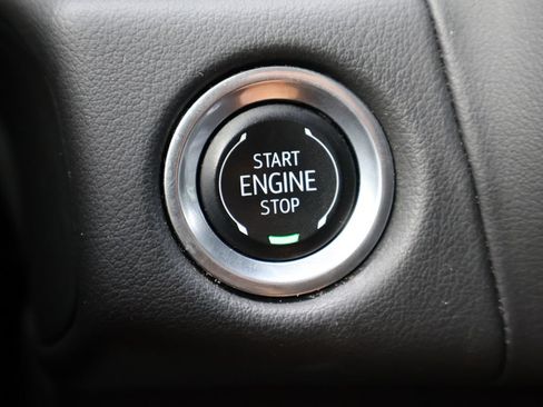 Used 2024 Chevrolet Suburban LT AWD/4WD image 43