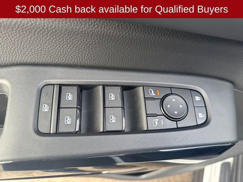 New 2026 Nissan Pathfinder SV image 12