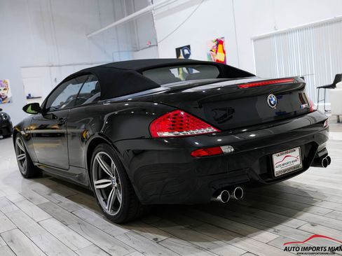 Used 2008 BMW M6 Convertible image 16