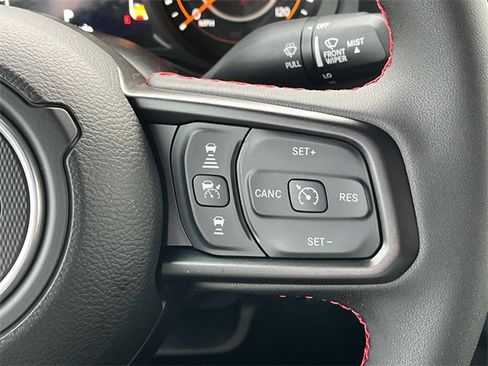 New 2024 Jeep Wrangler Unlimited Rubicon w/ Technology Group image 20