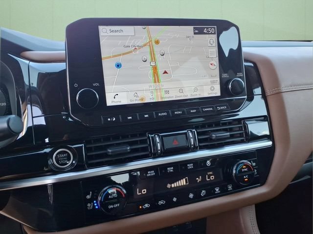 Used 2024 Nissan Pathfinder Platinum AWD/4WD image 22