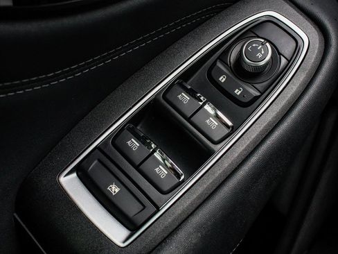 Used 2023 Subaru Legacy Limited image 10