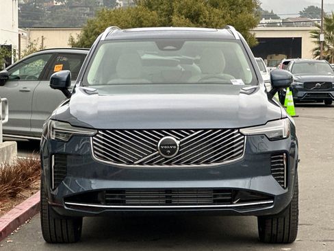 New 2026 Volvo XC90 T8 Ultra w/ Protection Package Premier AWD/4WD image 10