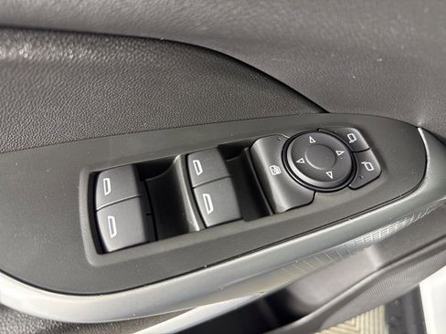 New 2026 Chevrolet Trax LS FWD image 13