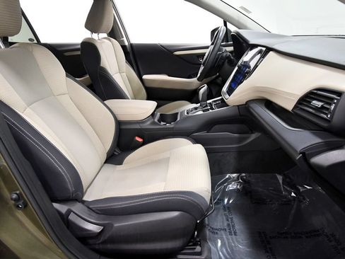 Used 2022 Subaru Outback Premium AWD/4WD image 18