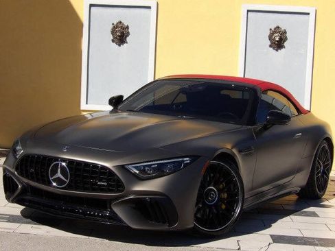 Used 2022 Mercedes-Benz SL 63 AMG 4MATIC image 2