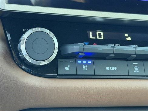 New 2026 Toyota Tundra 1794 Edition AWD/4WD image 21