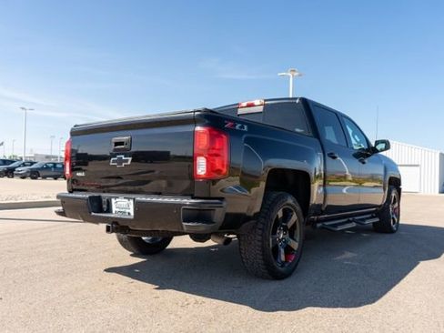 Used 2018 Chevrolet Silverado 1500 LTZ Z71 w/ Redline Edition AWD/4WD image 7