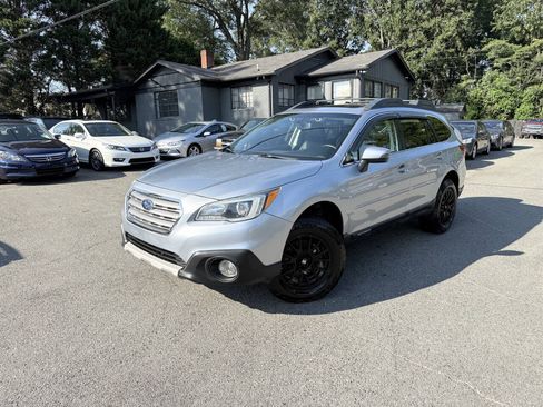 Used 2016 Subaru Outback 3.6R Limited AWD/4WD image 1