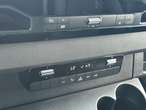 New 2025 Mercedes-Benz Sprinter 2500 image 22