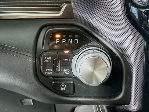 Used 2020 RAM 1500 Limited AWD/4WD image 17