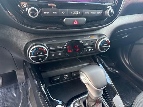 Used 2022 Kia Soul Turbo image 17