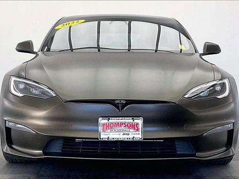 Used 2022 Tesla Model S Plaid image 2