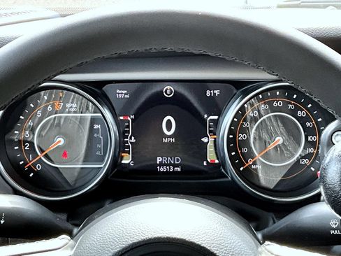 Used 2023 Jeep Gladiator Sport AWD/4WD image 12