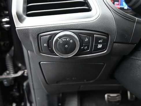 Used 2024 Ford Edge ST-Line AWD/4WD image 8
