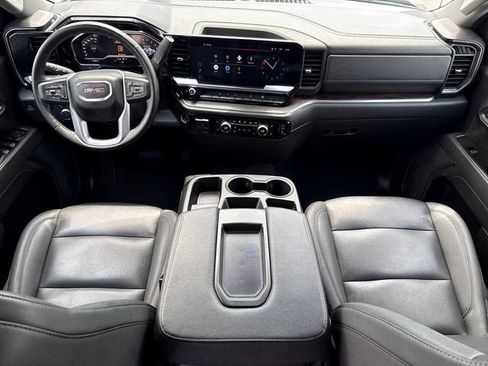 Used 2025 GMC Sierra 1500 SLT AWD/4WD image 12