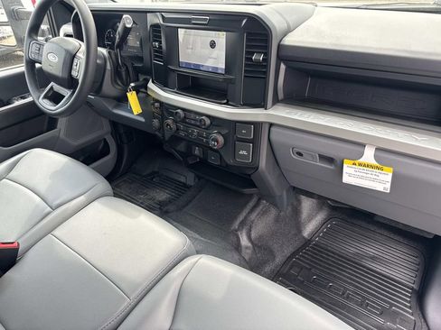 New 2025 Ford F350 XL w/ XL Chrome Package image 29